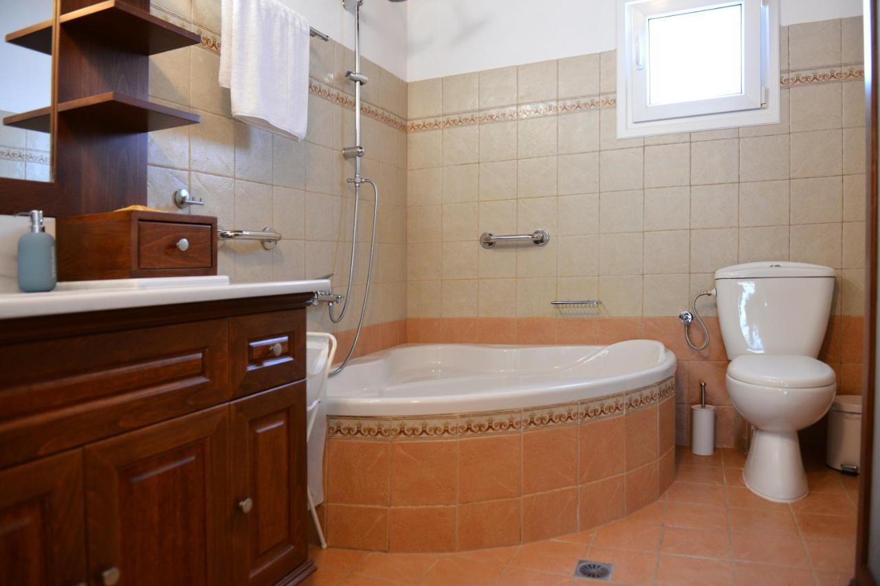Orestis Suites Kolios Exterior photo