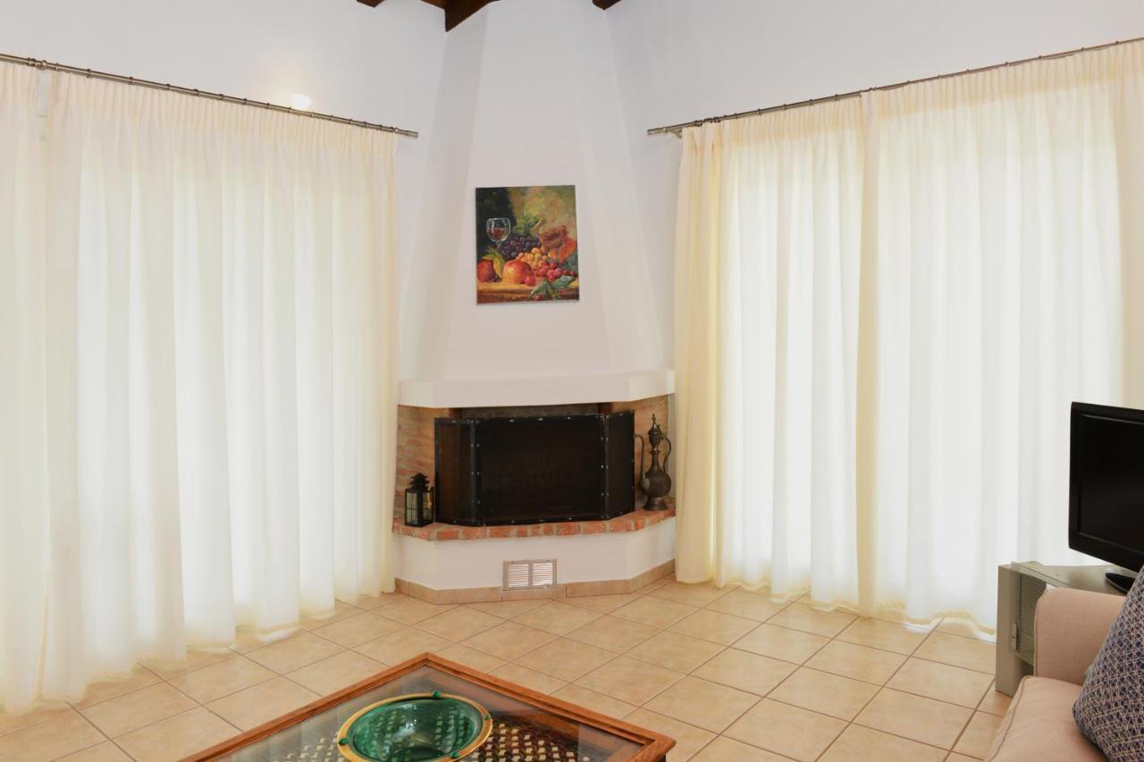 Orestis Suites Kolios Exterior photo
